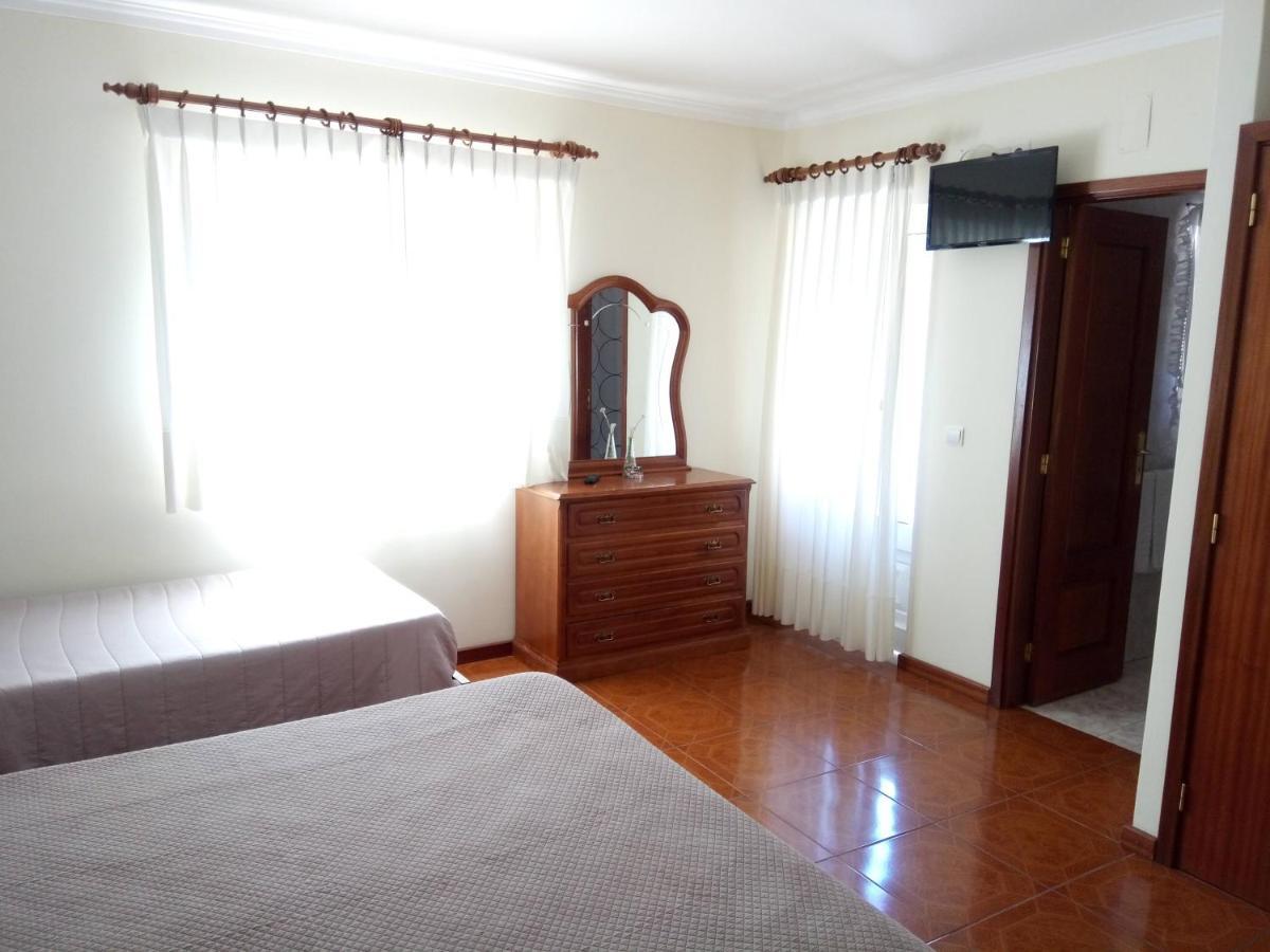 Residencial Ribeiro Hotel Geres Exterior photo